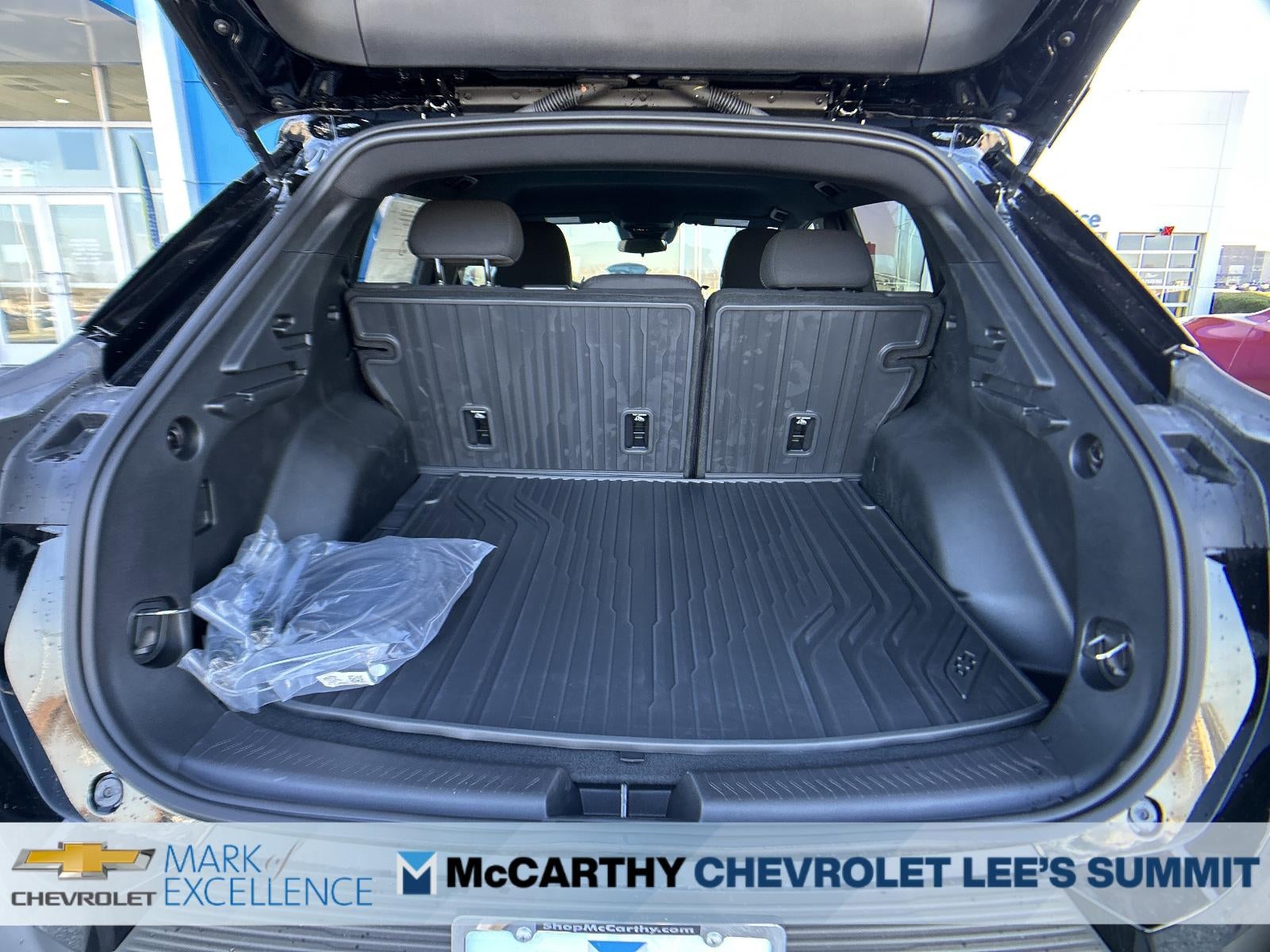 2026 Chevrolet Equinox EV 4dr LT1 w/PCY
