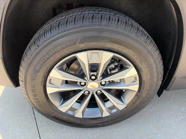 2027 Chevrolet Equinox FWD LT