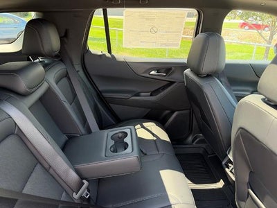 2027 Chevrolet Equinox FWD LT