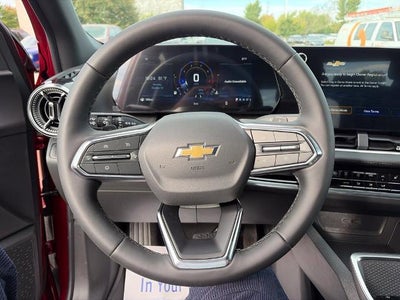 2027 Chevrolet Equinox FWD LT