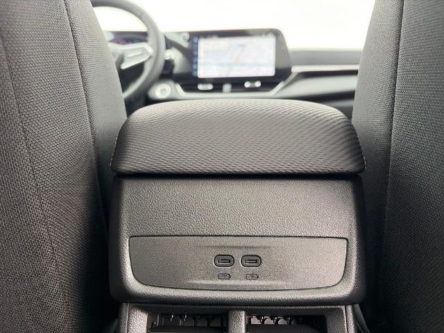 2027 Chevrolet Equinox FWD LT