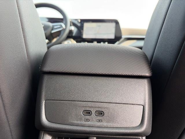 2027 Chevrolet Equinox FWD LT