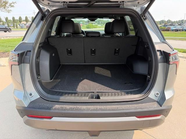 2027 Chevrolet Equinox FWD LT