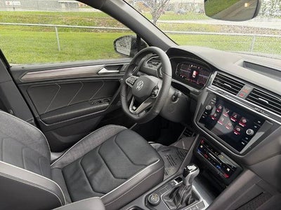 2022 Volkswagen Tiguan SEL R-Line