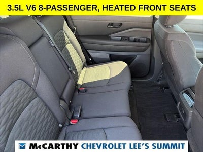 2025 Nissan Pathfinder SV
