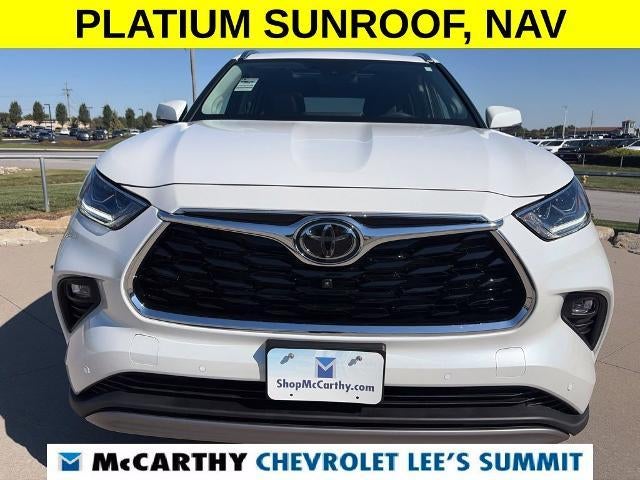 2026 Toyota Highlander Hybrid Platinum