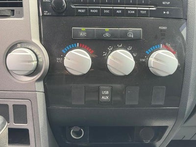 2013 Toyota Tundra 4WD Truck DBL 4WD V8 4.6 SR