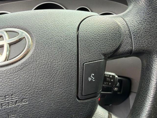 2013 Toyota Tundra 4WD Truck DBL 4WD V8 4.6 SR