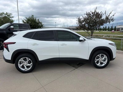 2026 Chevrolet Trax FWD 4dr LS