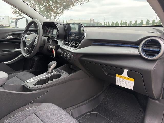 2026 Chevrolet Trax FWD 4dr LS