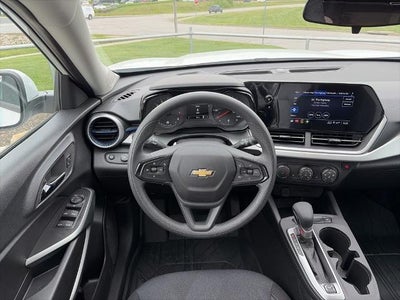 2026 Chevrolet Trax FWD 4dr LS