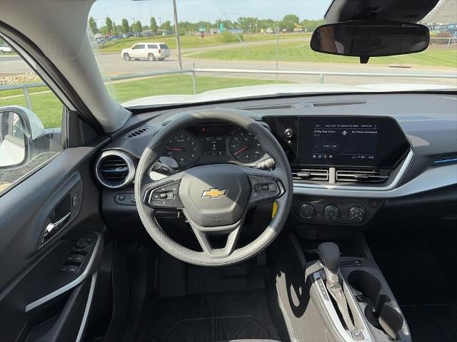 2026 Chevrolet Trax FWD 4dr LS