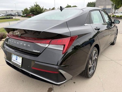 2024 Hyundai Elantra Limited