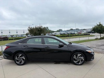 2024 Hyundai Elantra Limited