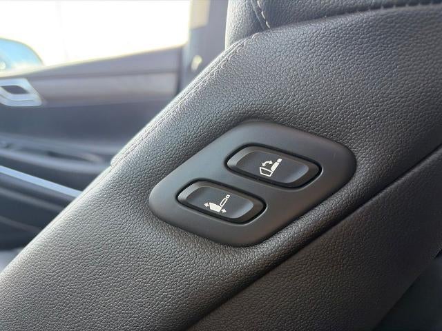 2024 Genesis GV80 Base