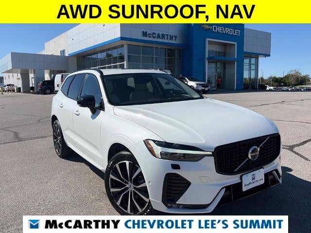 2024 Volvo XC60 Plus Dark Theme