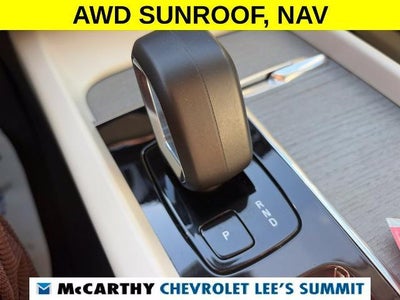 2024 Volvo XC60 Plus Dark Theme