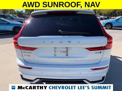 2024 Volvo XC60 Plus Dark Theme