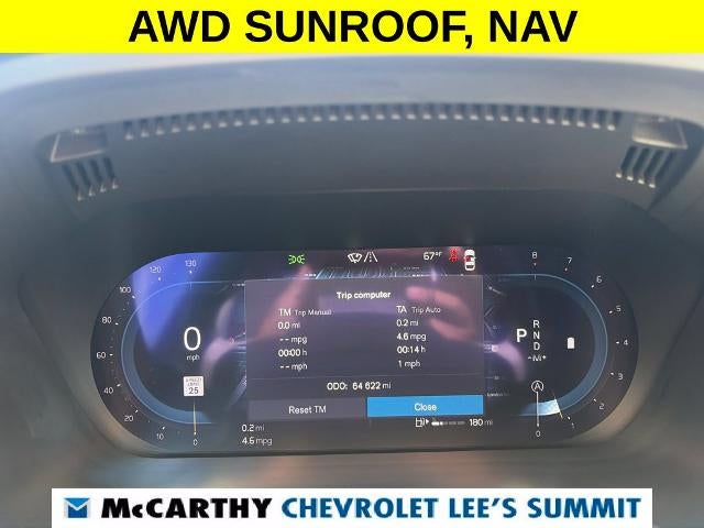 2024 Volvo XC60 Plus Dark Theme