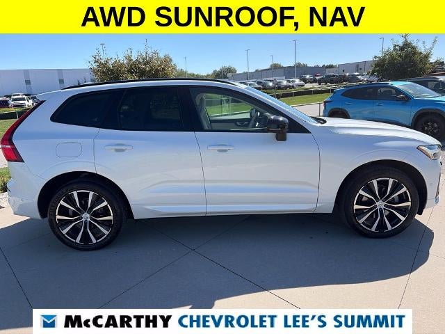 2024 Volvo XC60 Plus Dark Theme