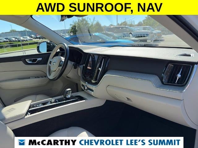 2024 Volvo XC60 Plus Dark Theme