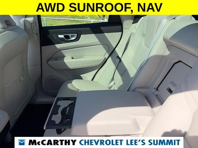 2024 Volvo XC60 Plus Dark Theme