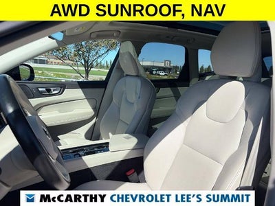 2024 Volvo XC60 Plus Dark Theme