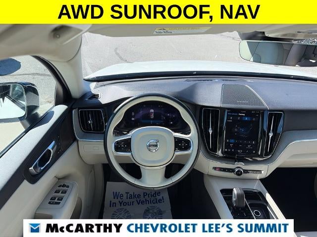 2024 Volvo XC60 Plus Dark Theme