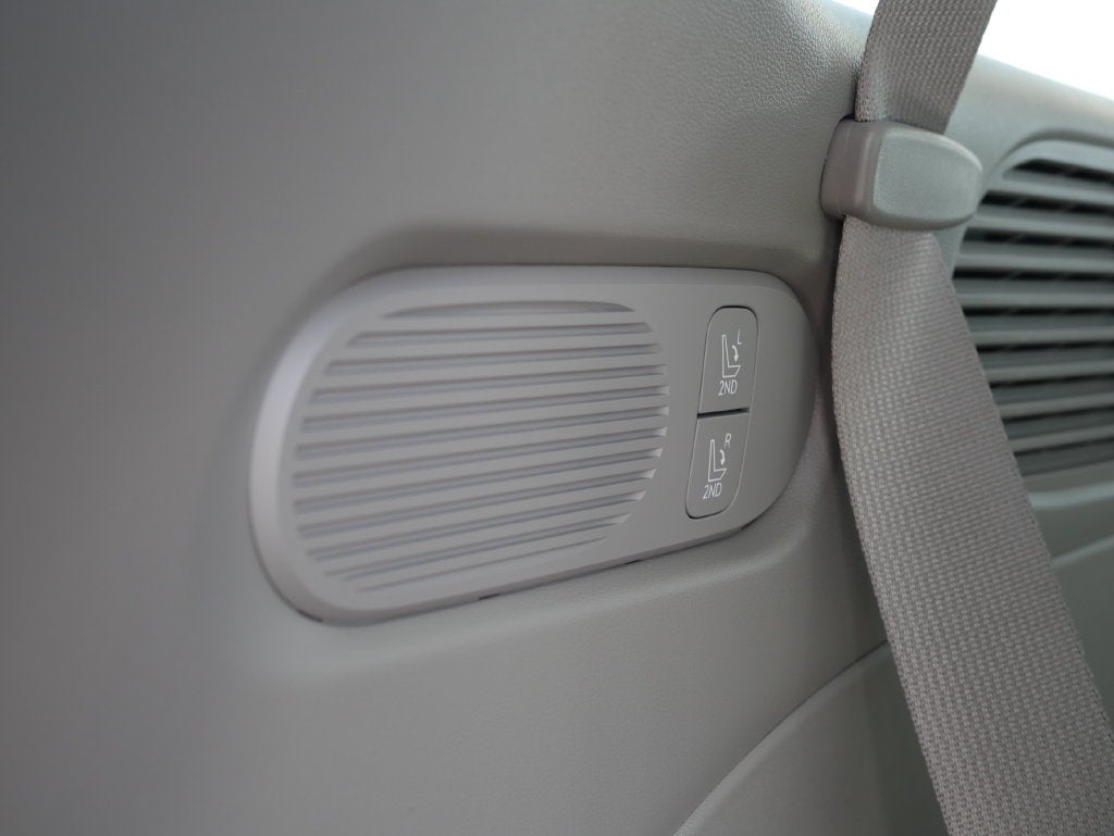2026 Hyundai Palisade Hybrid SEL Premium 8 Passenger