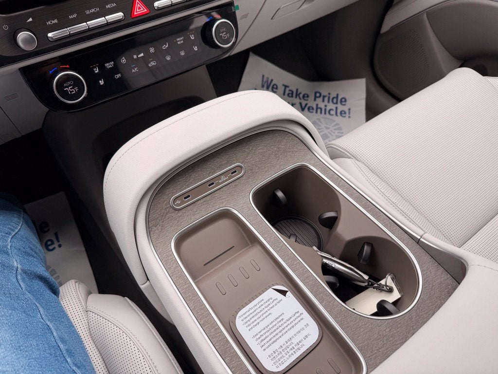 2026 Hyundai Palisade Hybrid SEL Premium 8 Passenger