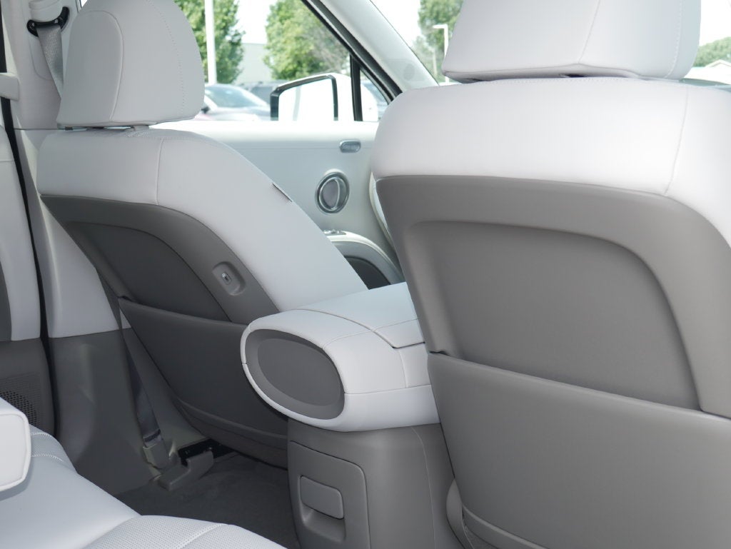 2026 Hyundai Palisade Hybrid SEL Premium 8 Passenger