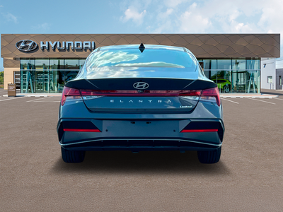 2025 Hyundai Elantra Limited