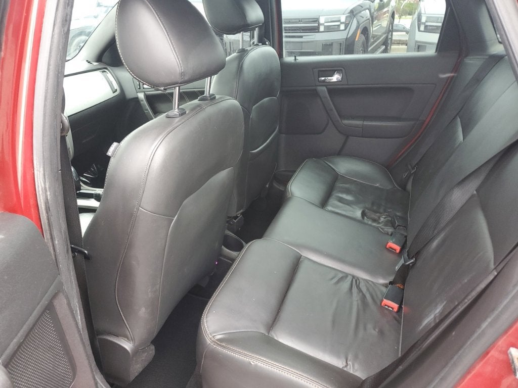 2010 Ford Focus SEL
