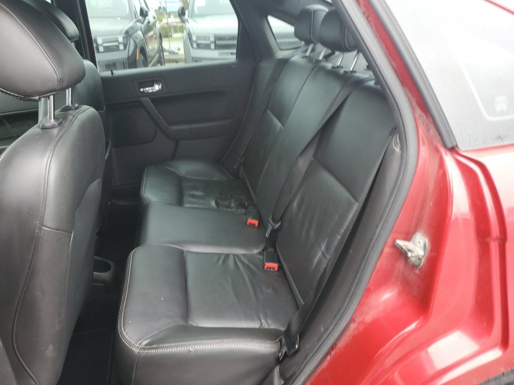 2010 Ford Focus SEL