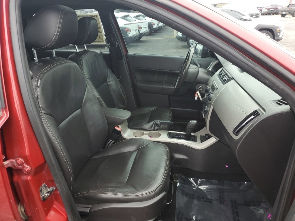 2010 Ford Focus SEL