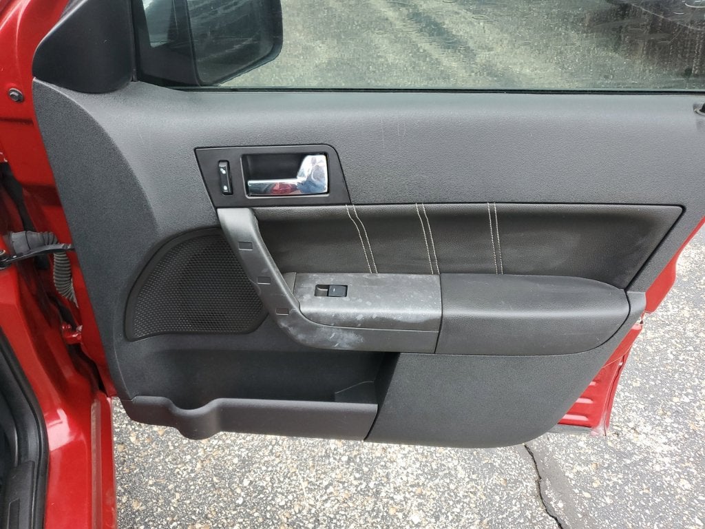 2010 Ford Focus SEL