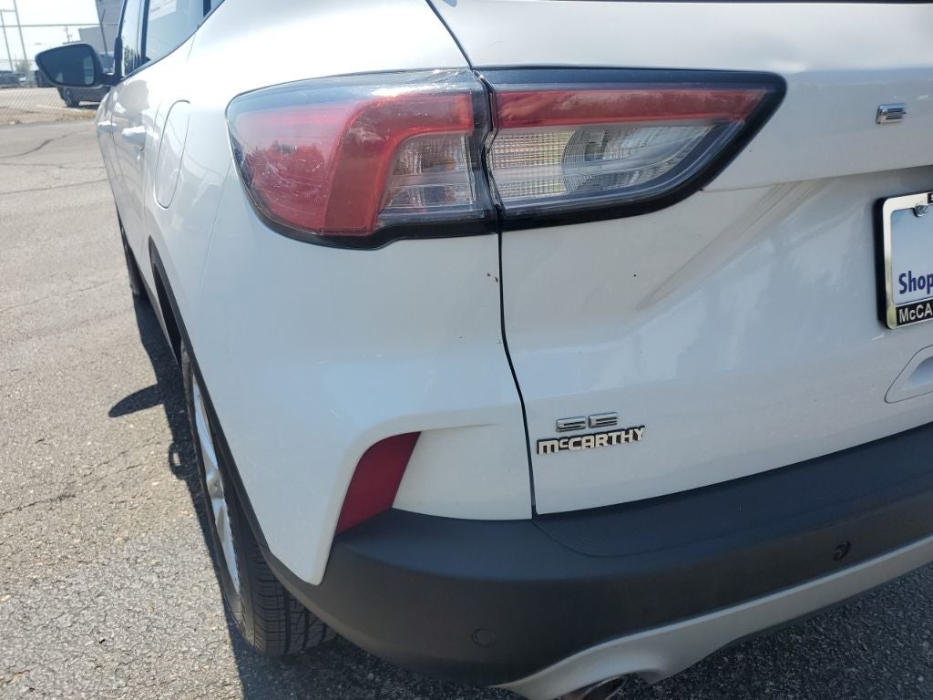 2022 Ford Escape Hybrid SE
