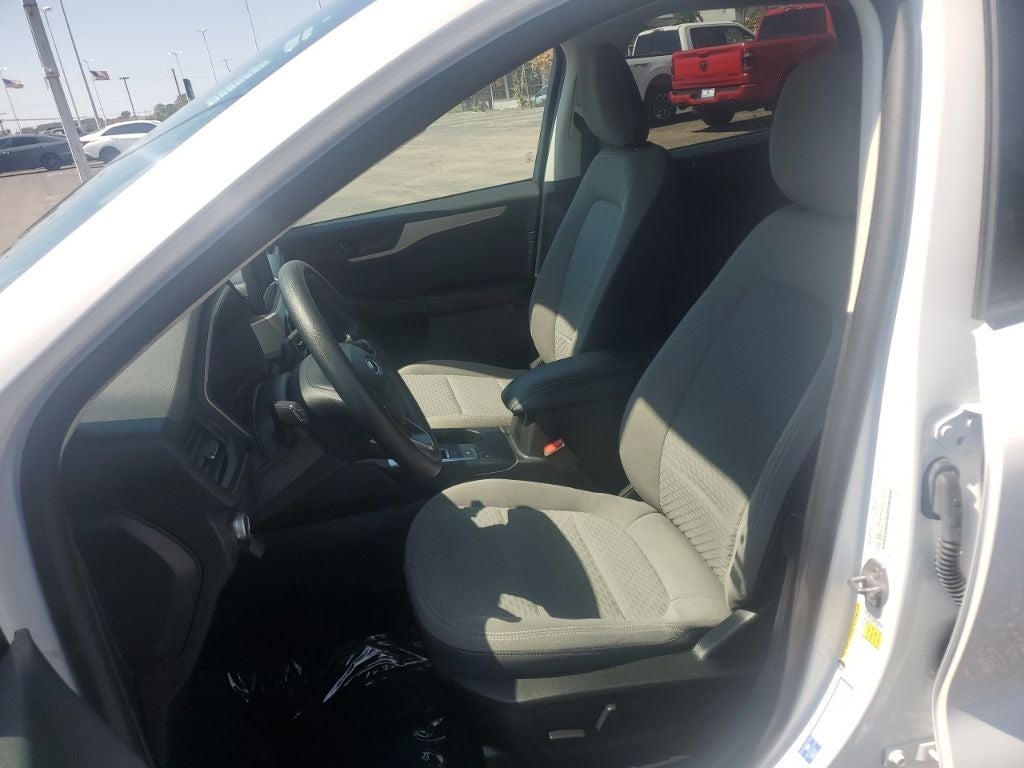 2022 Ford Escape Hybrid SE