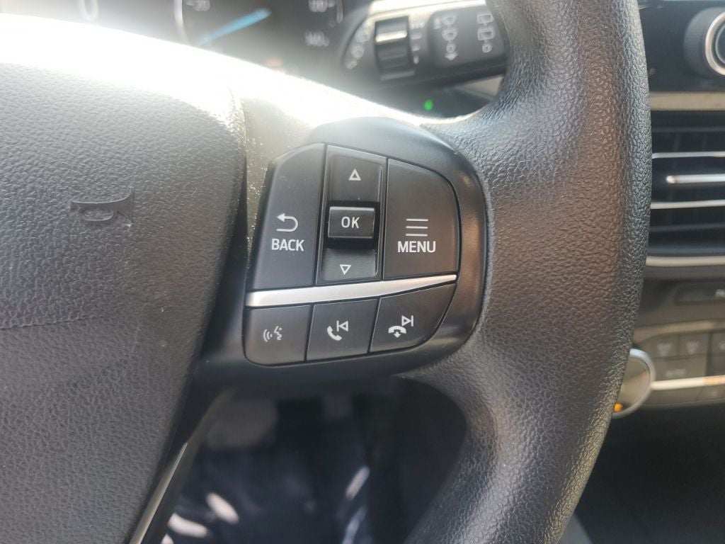 2022 Ford Escape Hybrid SE