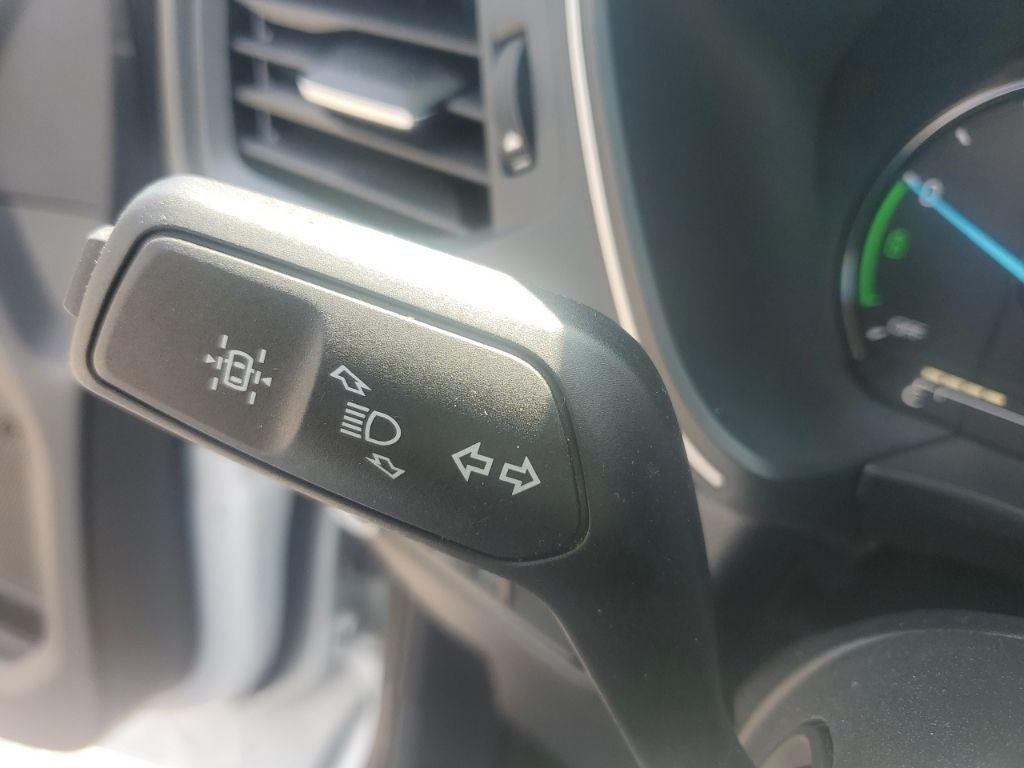 2022 Ford Escape Hybrid SE