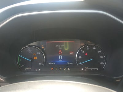 2022 Ford Escape Hybrid SE
