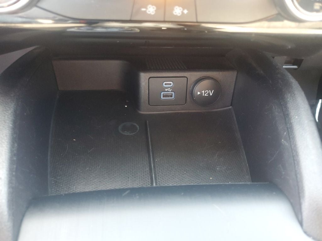 2022 Ford Escape Hybrid SE