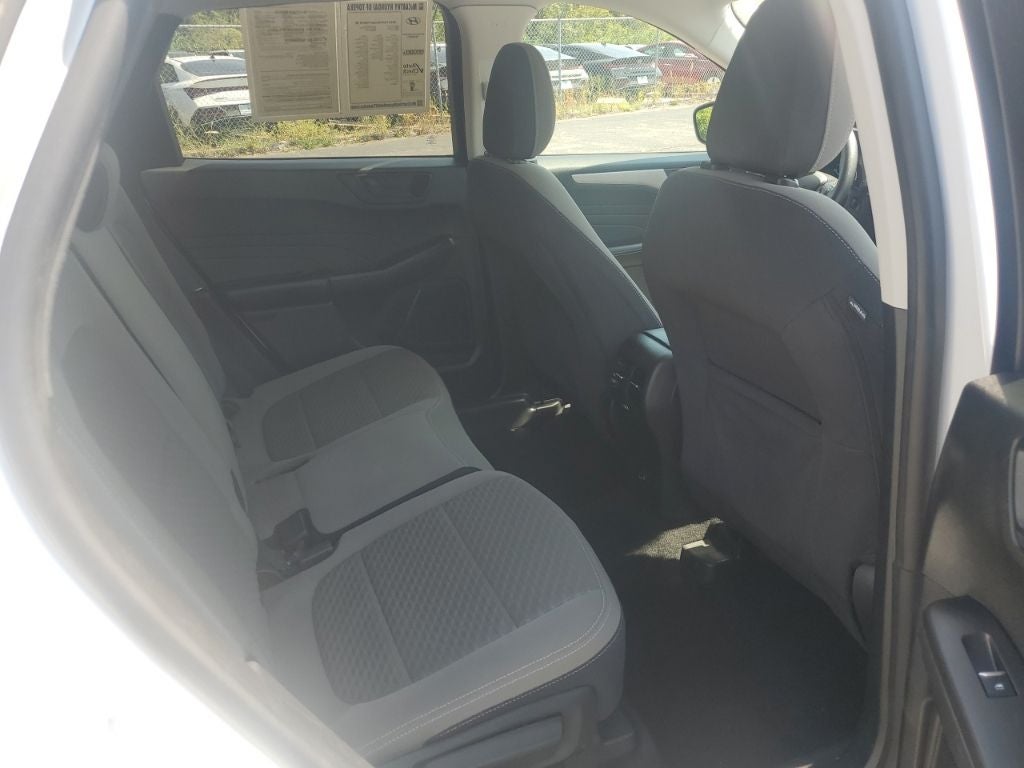 2022 Ford Escape Hybrid SE