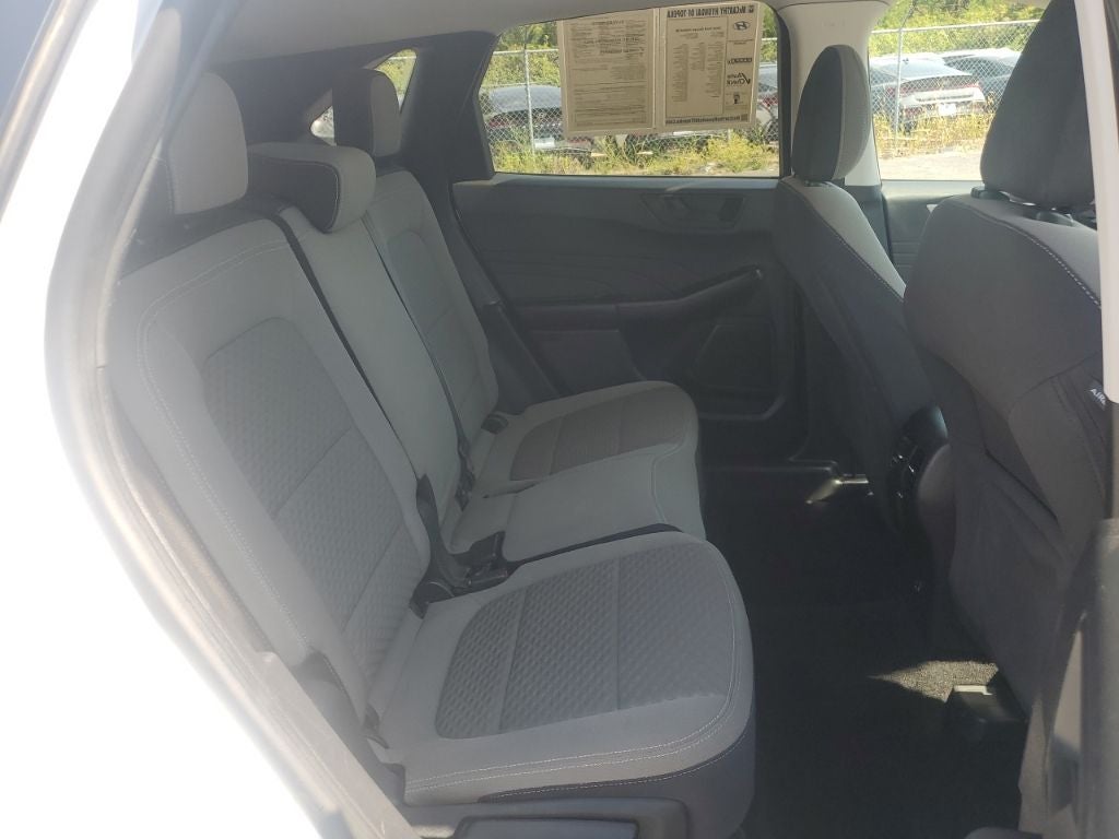2022 Ford Escape Hybrid SE