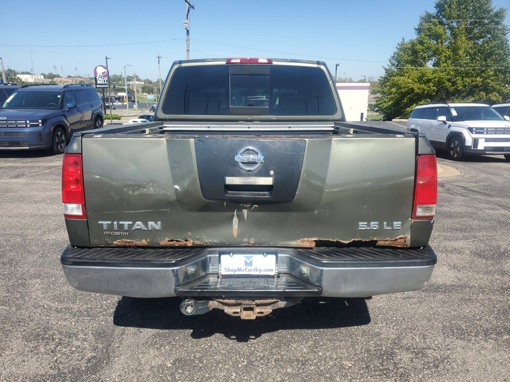 2004 Nissan Titan LE
