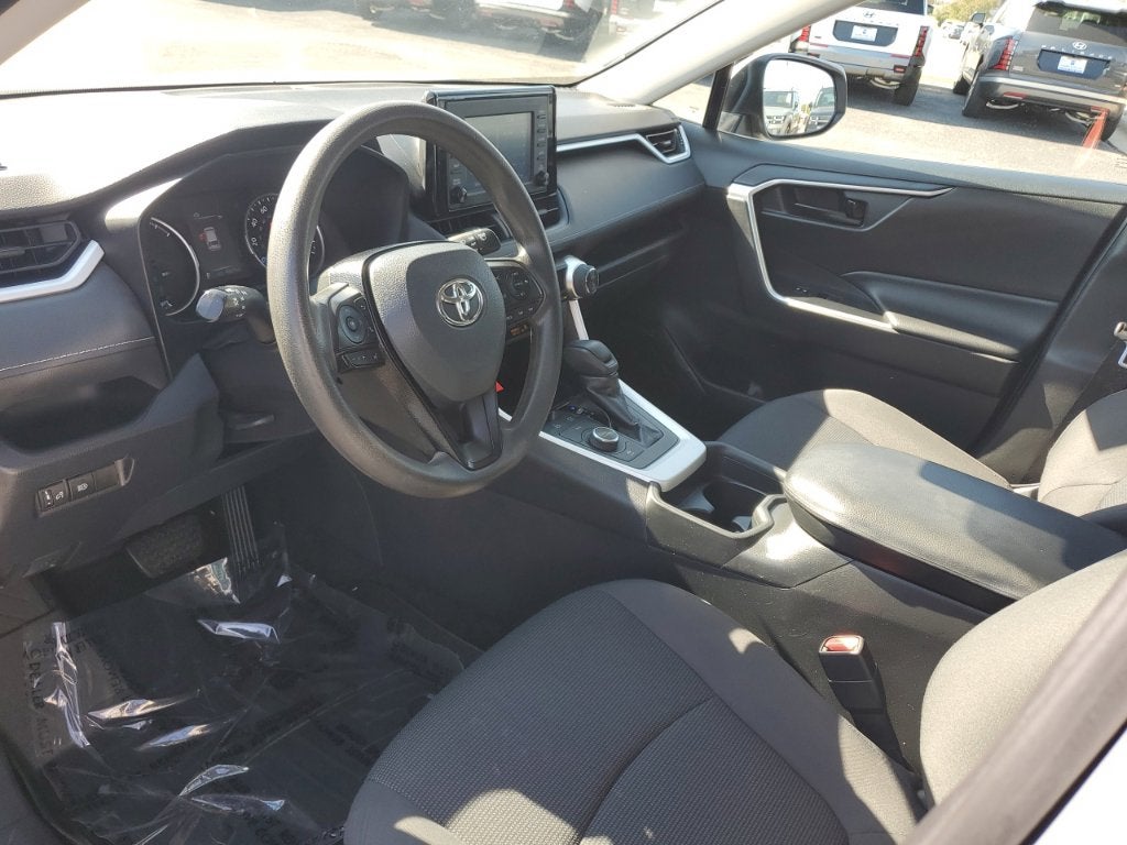 2019 Toyota RAV4 Hybrid LE