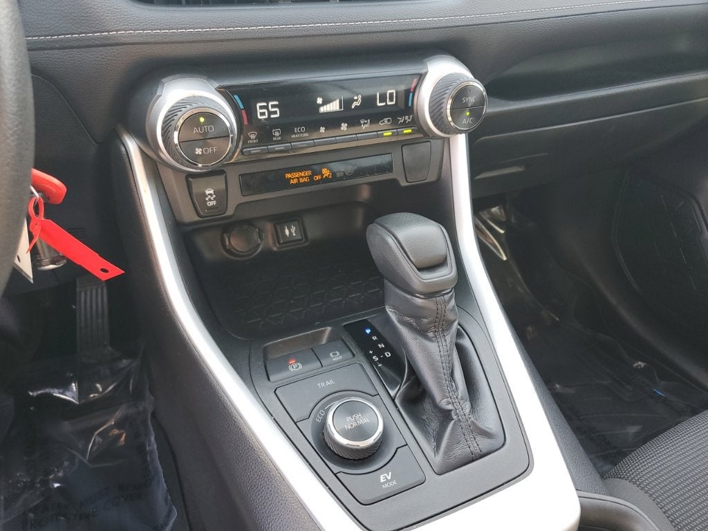 2019 Toyota RAV4 Hybrid LE