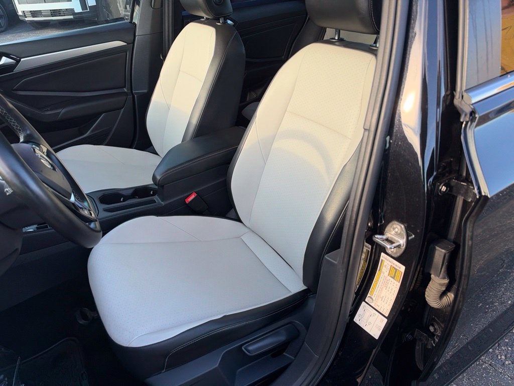 2021 Volkswagen Jetta R-Line