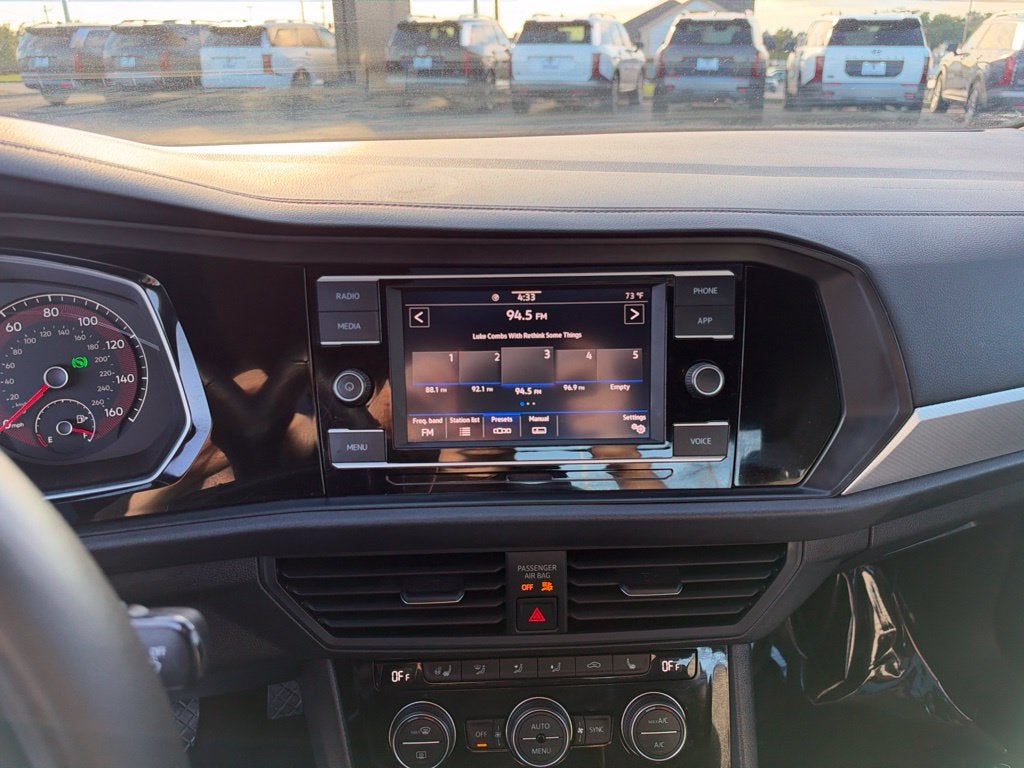 2021 Volkswagen Jetta R-Line