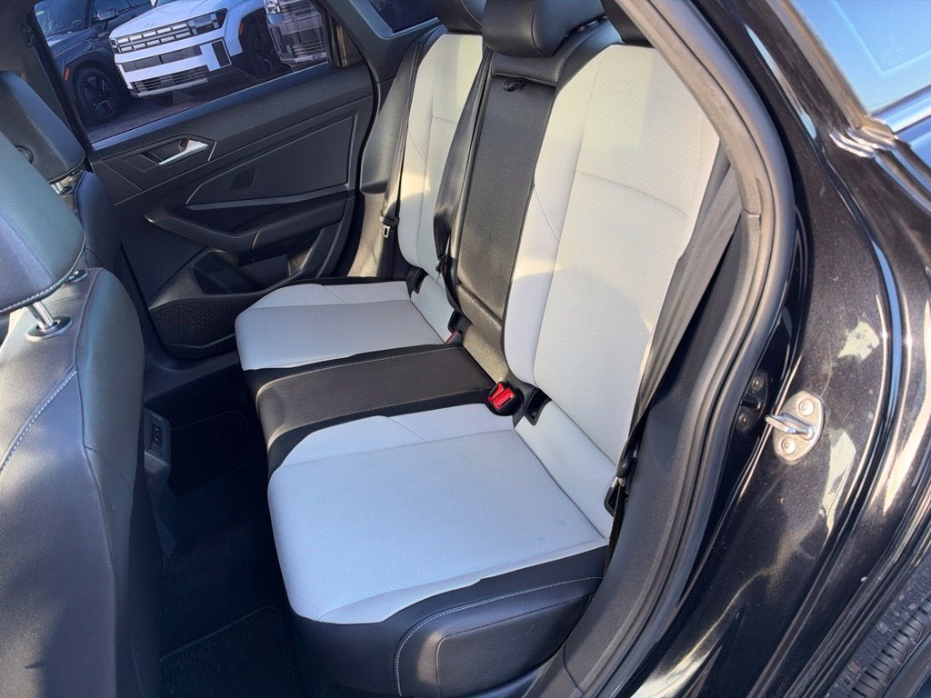 2021 Volkswagen Jetta R-Line